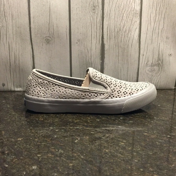 women's seaside aerial sneaker